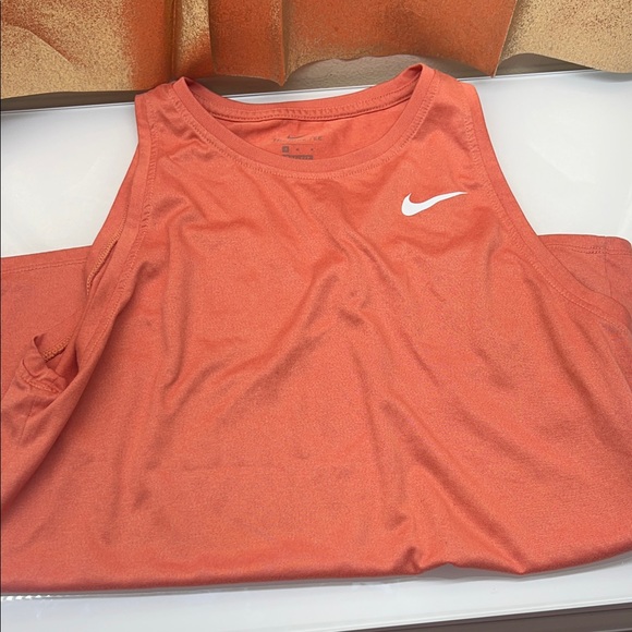 Nike Vibrant Orange Sports Tee - Picture 3 of 4